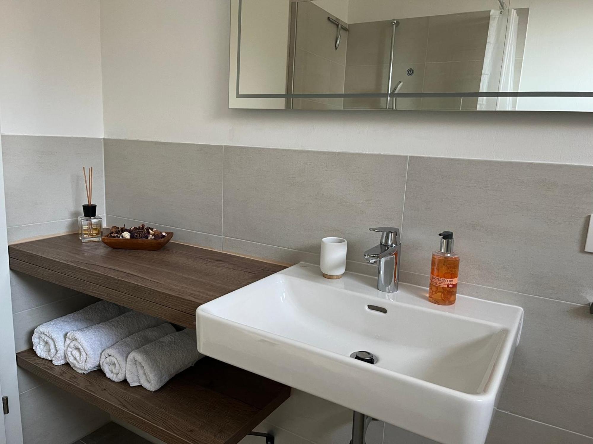 Mountain Fairy Tale Apartment บาด ไคลน์เคิร์ชไฮม์ ภายนอก รูปภาพ